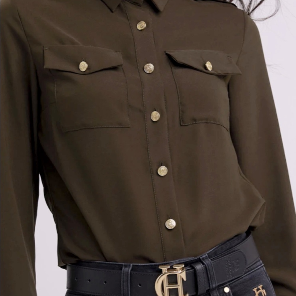 Beautiful khaki bottom down never worn
